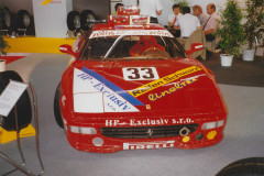 Další vůz ve stánku Ferrari; Brno, 1999.